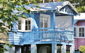 Violet By Hyams Beach Seaside Cottages